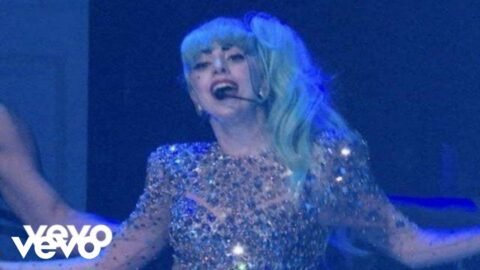 Lady Gaga – Born This Way (Gaga Live Sydney Monster Hall)