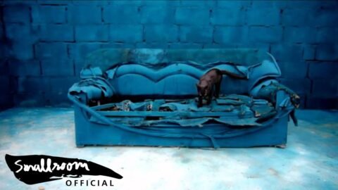 LOMOSONIC – ใครจะหยุดความเหงา [Music Video]