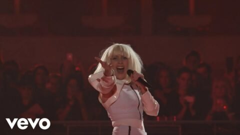 Lady Gaga – Venus (VEVO Presents)