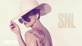 Lady Gaga – Million Reasons (Live from SNL)