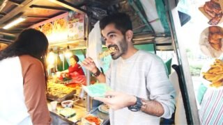 اكلنا اغرب أشياء في العالم || Trying Street Food