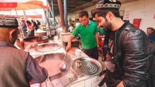 أكل الشوارع في الصين – منطقة المسلمين (الايغور) – BEST Halal Food