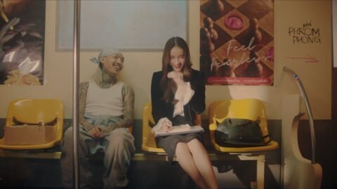 YOUNGOHM – สายน้ำผึ้ง ft. SONOFO (Official Video)