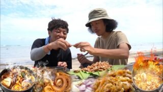 ตามล่าวัตถุดิบสดๆ จากทะเล มาปรุงกินริมทะเล…!! [ โจโฉ ]