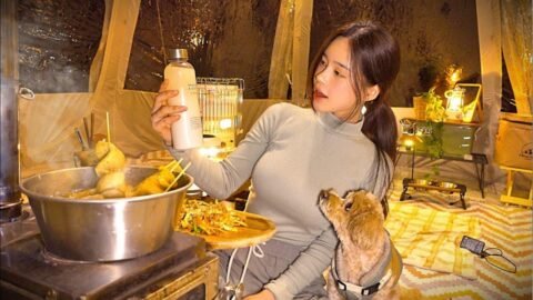 계곡 옆에서 차박하기 | 뜨끈한 백골뱅이탕에 직접만든 막걸리 한잔 | 골뱅이 소면무침, 호떡 | 화목난로