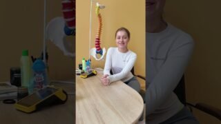 Daria is in shock at the reception! #massage #relax #funny #chiropractor