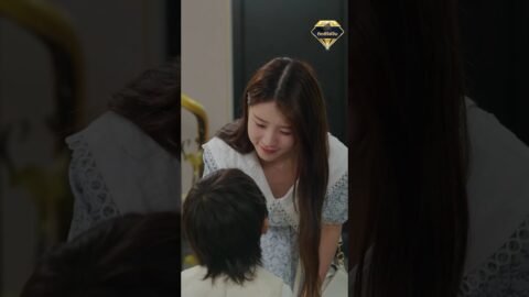 เด็กน้อยสุดน่ารักสองคนประกาศหาภรรยาให้พ่อท่านประธาน แต่ไม่รู้เลยว่าคนที่เจอ…คือแม่แท้ๆ ของตัวเอง!