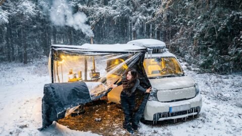 ❄️ 강풍과 한파, 폭설 내리는 숲 나만의 아늑한 자동차 집짓고 하룻밤 | 270도 회전 어닝 텐트
