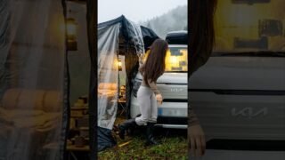 폭우속 경차에 어닝텐트치고 차박